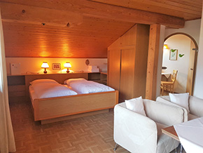 Doppelbettzimmer am Birkhof in Lana bei Meran